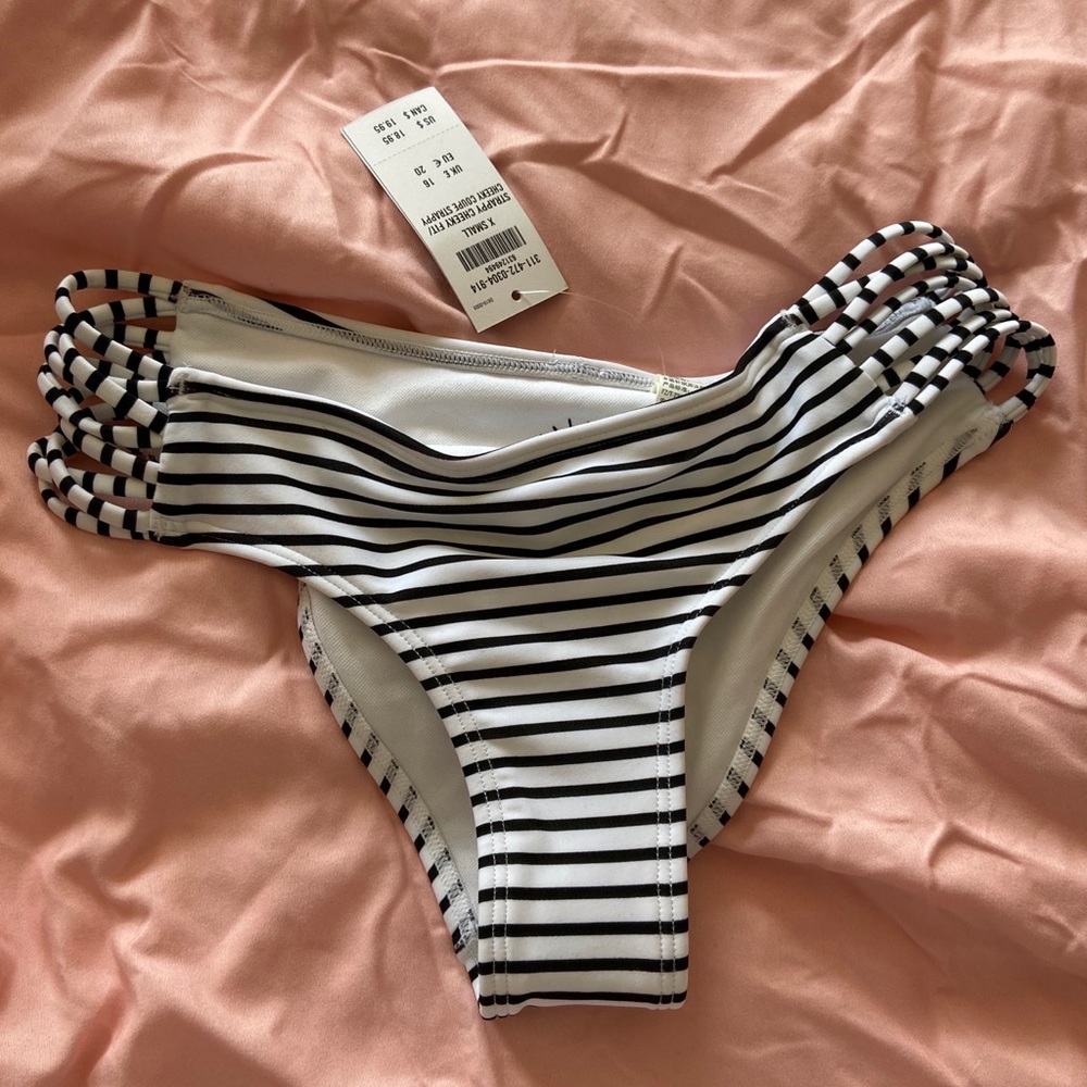 Hollister size xs new